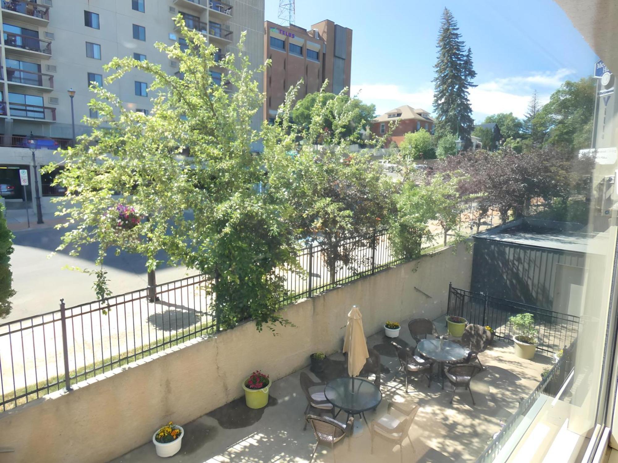 The Medicine Hat Villa المظهر الخارجي الصورة